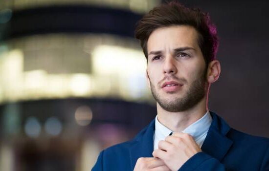 Jak się ubrać na rozmowę kwalifikacyjną? Podstawowe zasady obowiązujące podczas rozmów kwalifikacyjnych