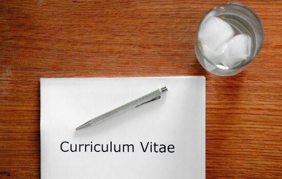 Jak napisać proste CV – Sprawdzone wzory CV – Poznaj proste szablony CV