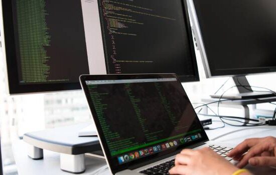 Przykładowe CV informatyka – Jak napisać dobre CV programisty?