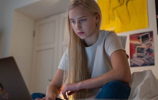 Praca dla nieletnich – Zobacz 11 przykładów prac dla nieletnich