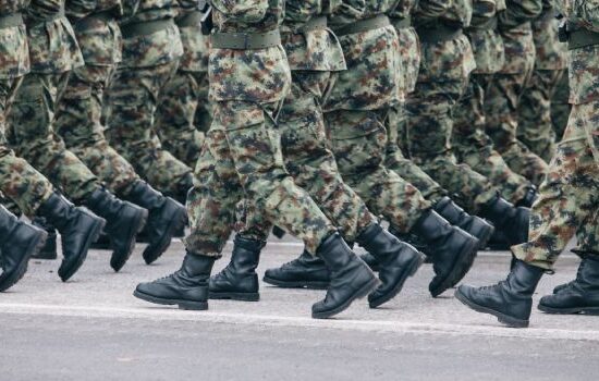 Straż Graniczna zarobki – jak dostać się do Straży Granicznej? Straż graniczna praca – na czym polega?