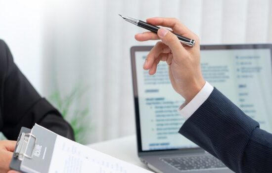 Okresowa ocena pracownika + metody oceniania pracowników