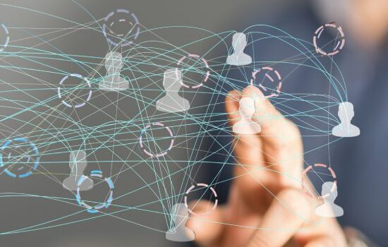 Networking – co to? Jak stworzyć sieć kontaktów?