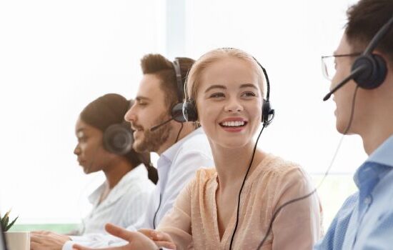 Customer service – na czym polega customer service i jak rozpocząć pracę?