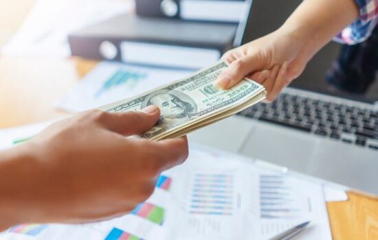 Świadczenie rehabilitacyjne – Ile wynosi zasiłek rehabilitacyjny?