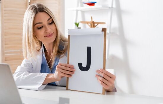 Jak stworzyć profesjonalne CV logopedy?