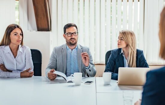 Co powiedzieć o sobie na rozmowie kwalifikacyjnej? [kilka słów o sobie przykłady]