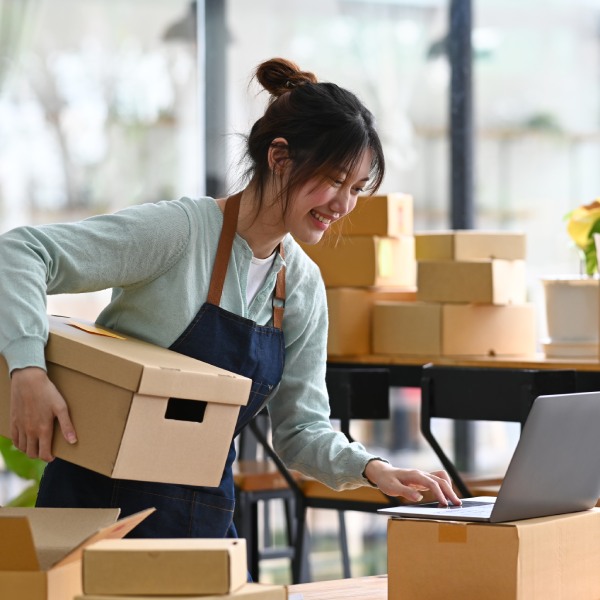 E commerce praca